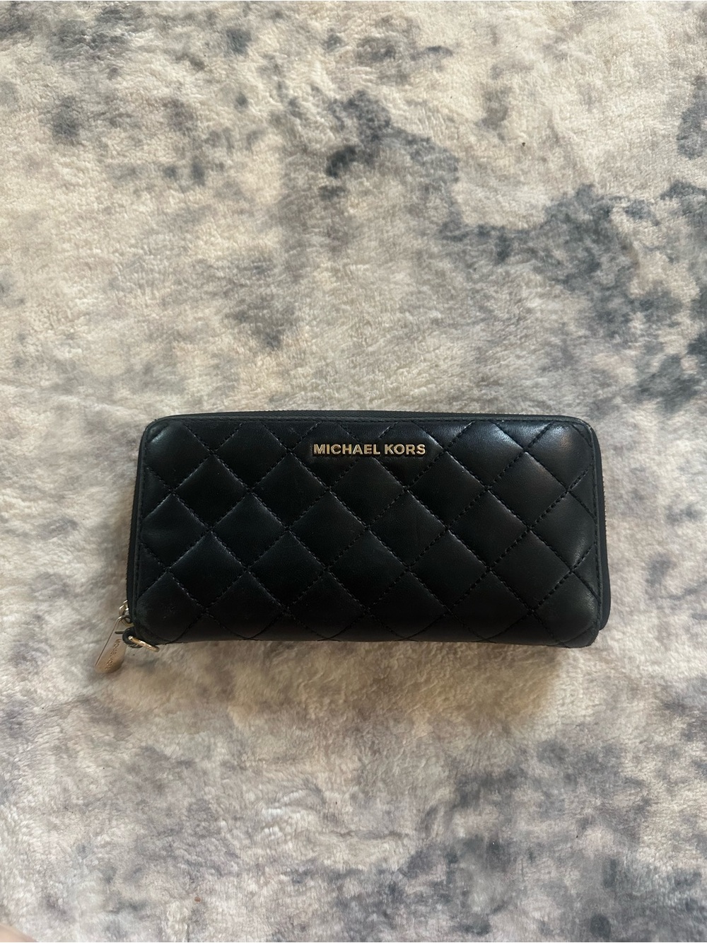 Michael Kors Black Quilted Leather Zip Around Wallet Gold Hardware